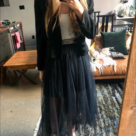 ❌SOLD❌ Tulle Navy Blue Midi Skirt - Picture 3 of 11